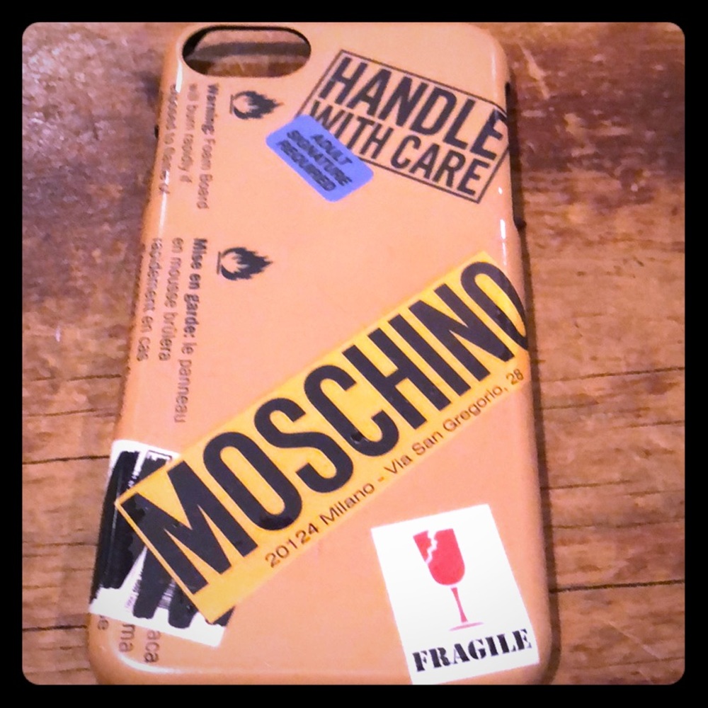 MOSCHINO iPhone7 case - Picture 1 of 8